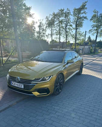 Volkswagen Arteon cena 145000 przebieg: 81000, rok produkcji 2019 z Serock małe 29